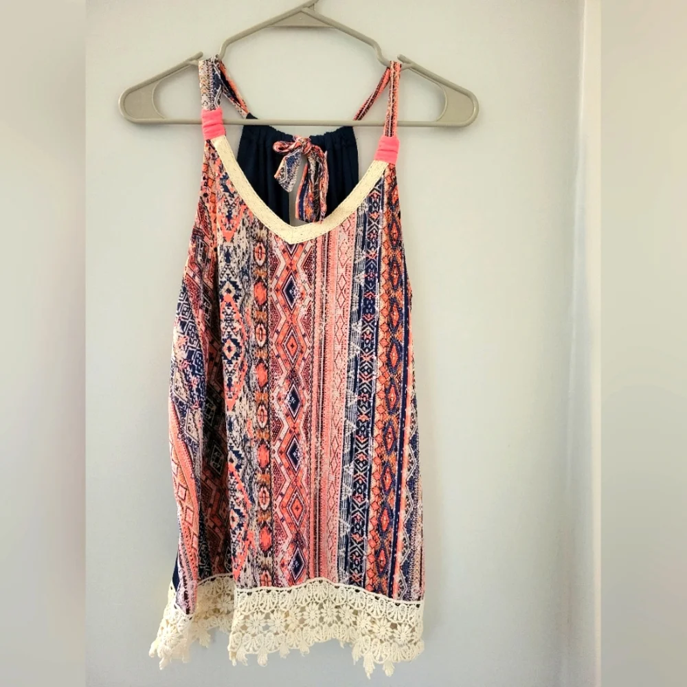 Bright Geometric Patterned Top - Picture 1 of 4